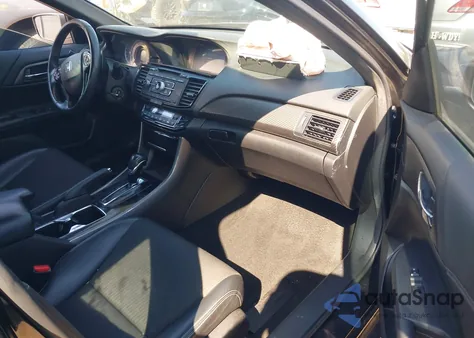 2017 Honda Accord Sport из США, поврежденный, VIN 1HGCR2F56HA254689